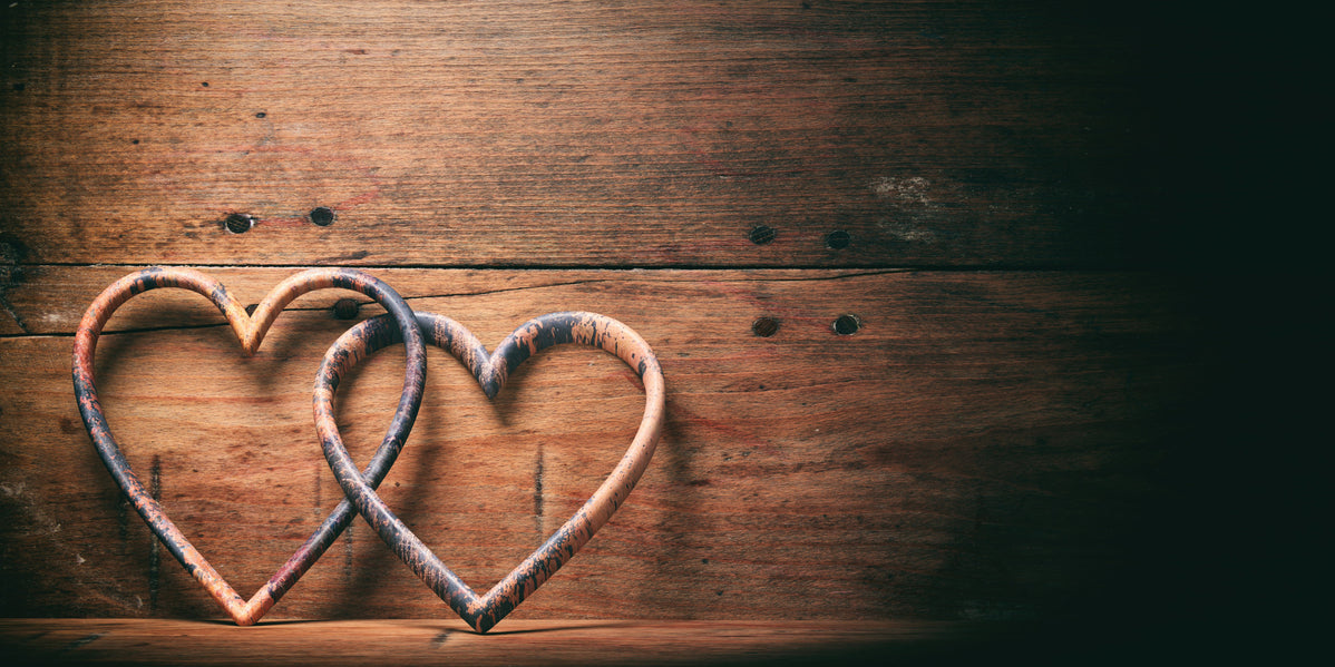 5 Ways To Upgrade Your Traditional Wedding Bands
