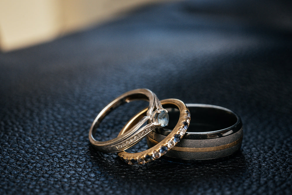 Standard Fit vs. Comfort Fit Ring: What's The Difference? – Alpine Rings