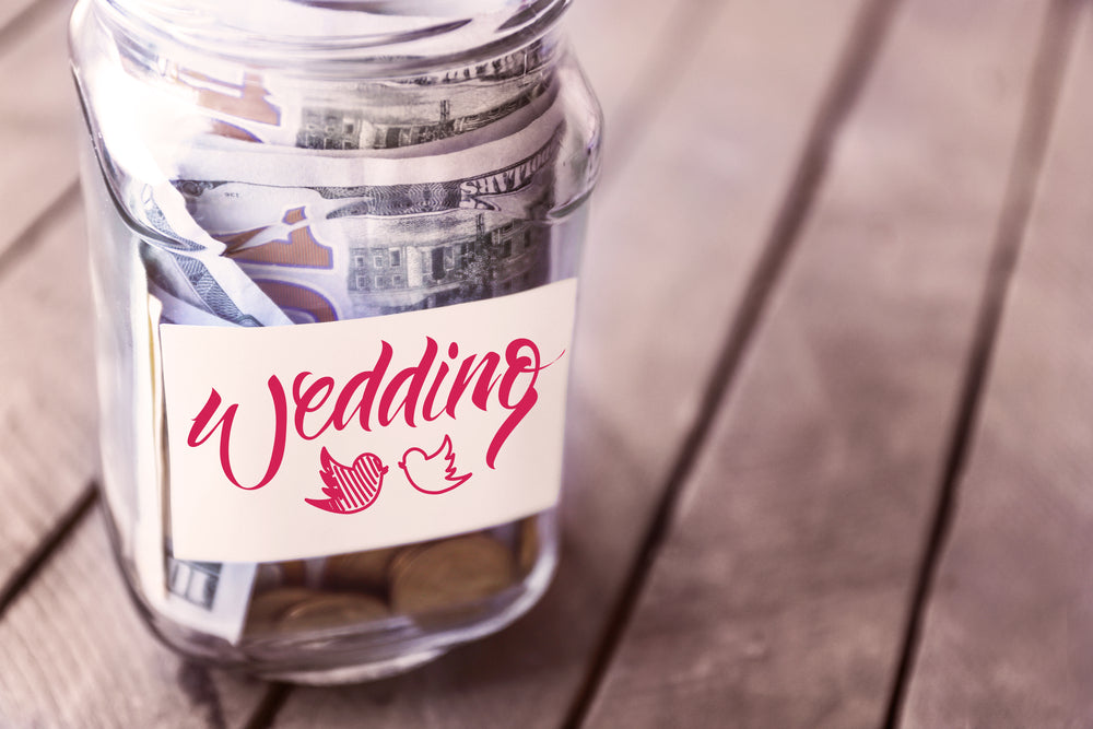Wedding Traditions: Who pays for what?